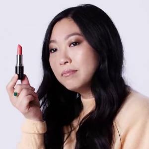 Awkwafina a la Allure's “9 Things She's Never Done Before” (6/21)